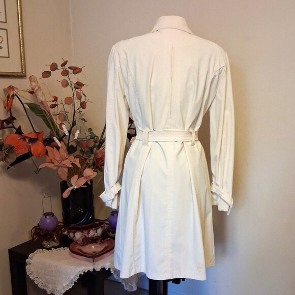 Preowned Majora White Lined Double Breasted Classic Long  Belted Trench Coat - Picture 7 of 10